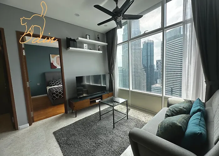 High Floor Lux Apartment Across Klcc